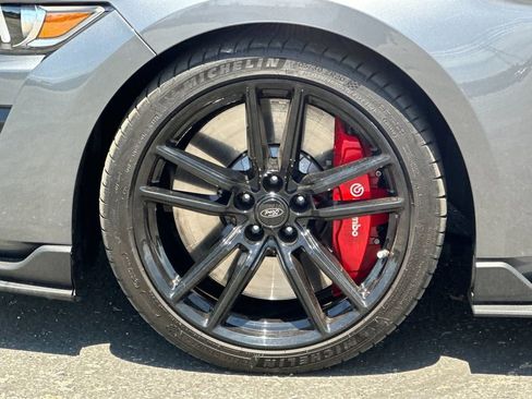 Certified 2021 Ford Mustang Shelby GT500 w/ Technology Package RWD image 23