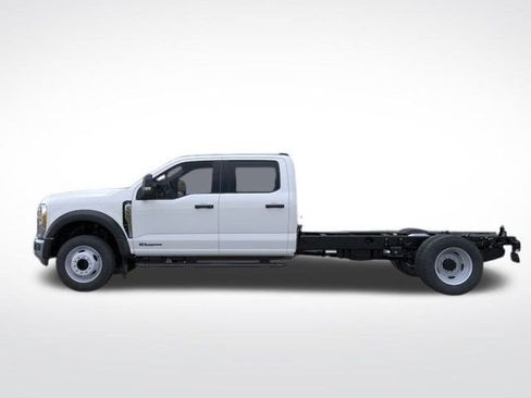 New 2025 Ford F550 2WD Crew Cab image 5
