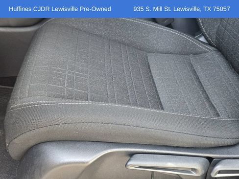 Used 2024 Honda HR-V LX image 31
