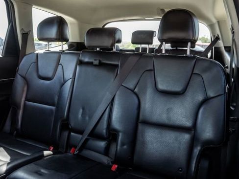 Used 2025 Kia Telluride LX FWD image 27