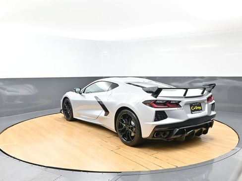 Used 2026 Chevrolet Corvette Stingray Coupe w/ Battery Protection Package RWD image 7