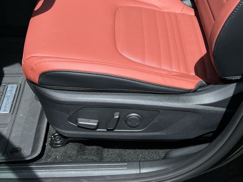 New 2026 Kia Sportage SX Prestige AWD/4WD image 19