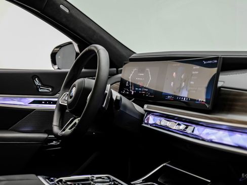 Used 2026 BMW 760i xDrive w/ Executive Package AWD/4WD image 50