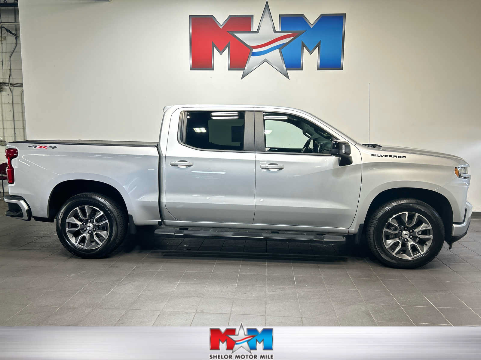 Used 2022 Chevrolet Silverado 1500 RST w/ Safety Package AWD/4WD image 1
