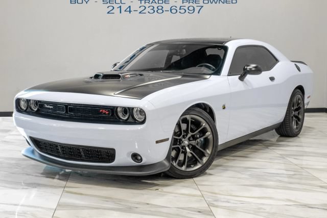 Used 2021 Dodge Challenger R/T Scat Pack w/ Shaker Package RWD image 2