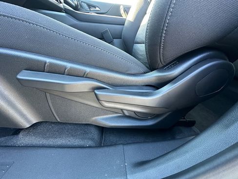 New 2026 Chevrolet Equinox LT w/ Safety and Technology Package image 10