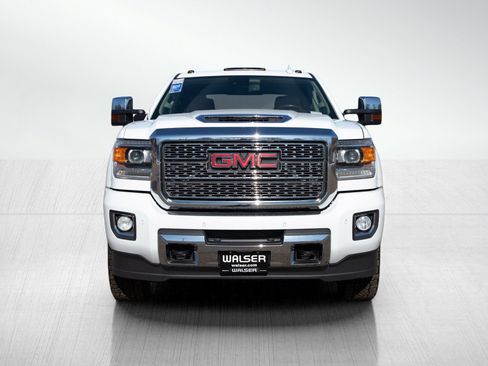 Used 2018 GMC Sierra 2500 Denali image 8