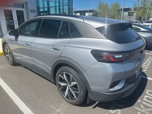 Used 2023 Volkswagen ID.4 Pro S image 5