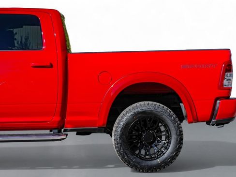 Used 2024 RAM 2500 Big Horn w/ Sport Appearance Package image 12