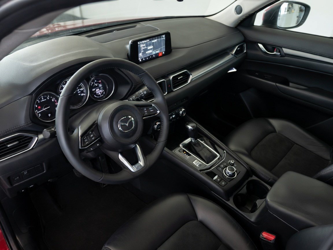 Used 2017 MAZDA CX-5 Touring w/ Preferred Equipment Package FWD image 7