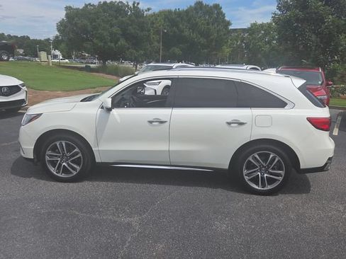 Used 2017 Acura MDX SH-AWD w/ Advance Package image 4