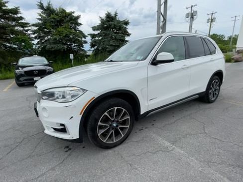 Used 2018 BMW X5 xDrive35i w/ Premium Package AWD/4WD image 5