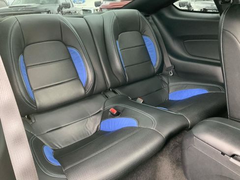 Used 2016 Ford Mustang Coupe RWD image 34