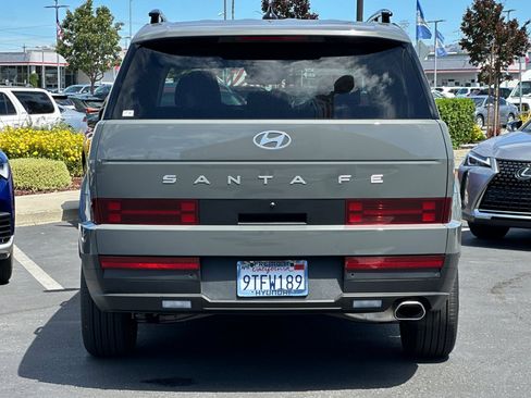 Certified 2025 Hyundai Santa Fe SEL image 4