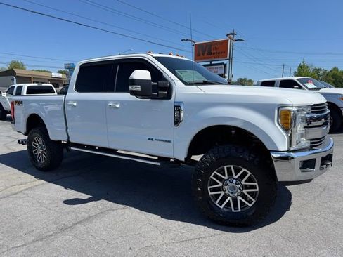 Used 2017 Ford F250 Lariat w/ Lariat Ultimate Package AWD/4WD image 1