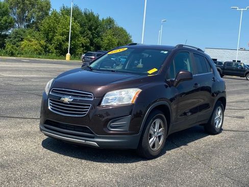 Used 2015 Chevrolet Trax LT w/ LT Plus Package FWD image 1