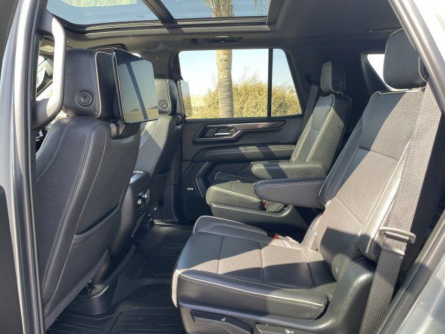 Used 2025 GMC Yukon Elevation w/ Elevation Premium Package AWD/4WD image 26