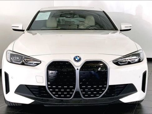 Used 2023 BMW i4 eDrive35 w/ Premium Package image 3