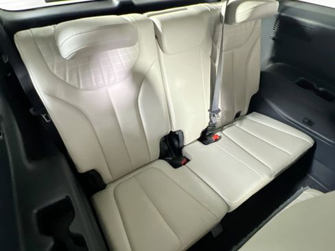 Used 2023 Hyundai Palisade Limited image 27