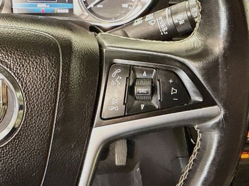 Used 2019 Buick Encore Essence FWD image 15