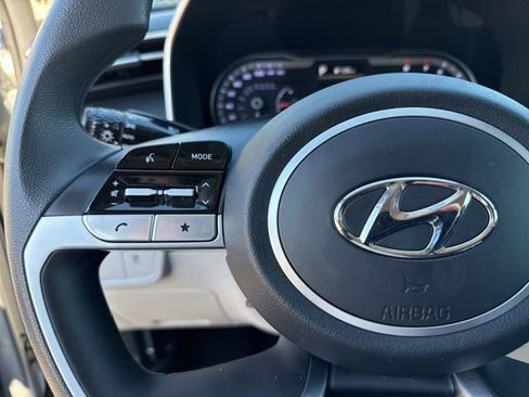 Certified 2024 Hyundai Tucson SE image 37