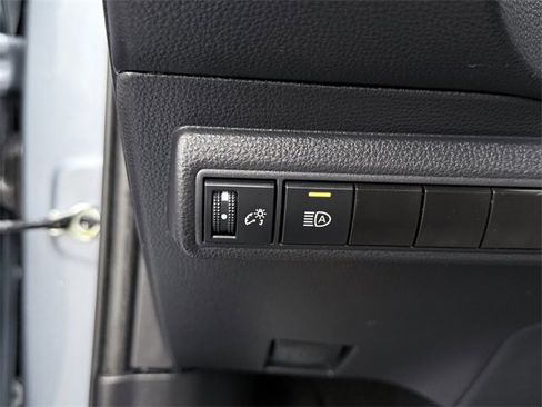 Certified 2025 Toyota Corolla LE image 31