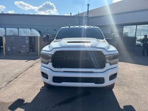 Used 2024 RAM 2500 Laramie w/ Night Edition AWD/4WD image 2