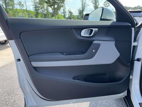 Used 2024 Polestar Polestar 2 AWD/4WD image 6
