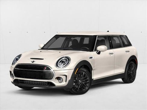 Used 2022 MINI Cooper Clubman S w/ Premium Package image 1