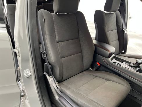 Used 2025 Dodge Durango GT AWD/4WD image 28