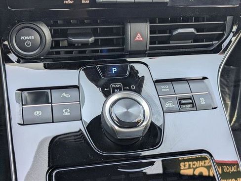 Used 2025 Toyota bZ4X AWD image 12