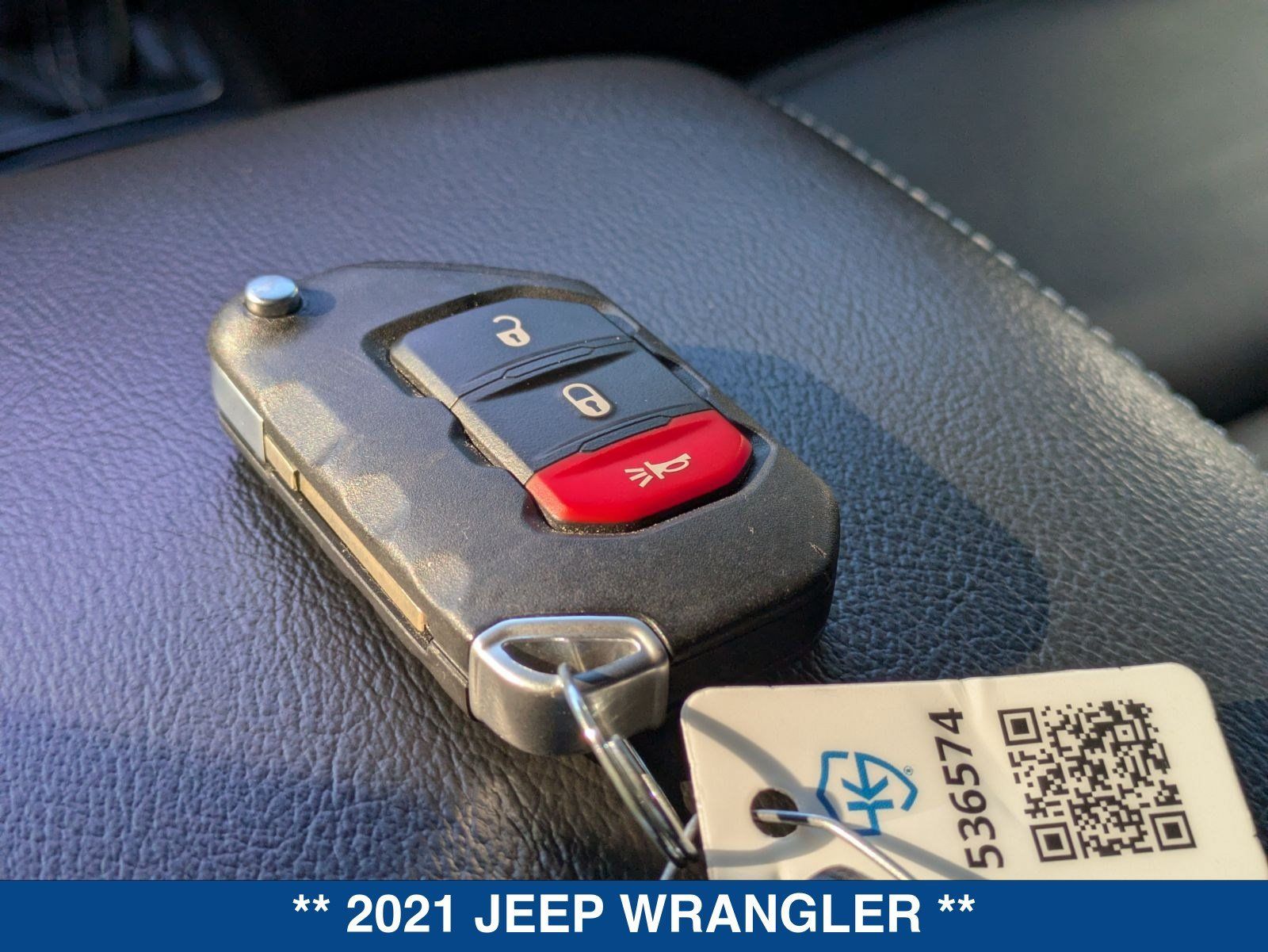 Used 2021 Jeep Wrangler Unlimited Sahara AWD/4WD image 35