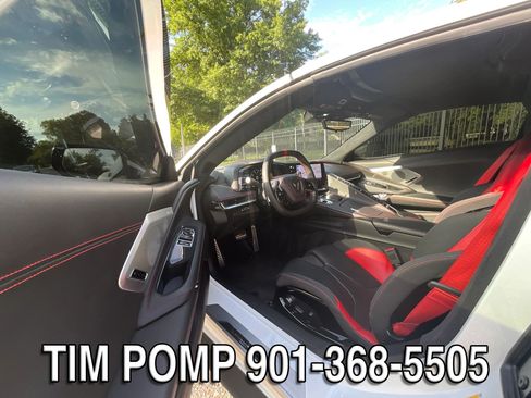 Used 2023 Chevrolet Corvette Stingray Premium Cpe w/ Z51 Performance Package RWD image 18