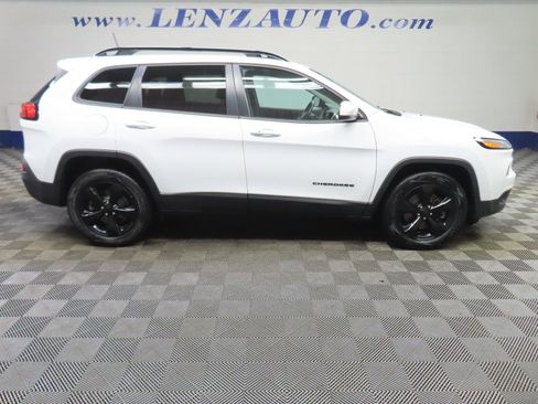Used 2018 Jeep Cherokee Limited w/ High Altitude Package image 2