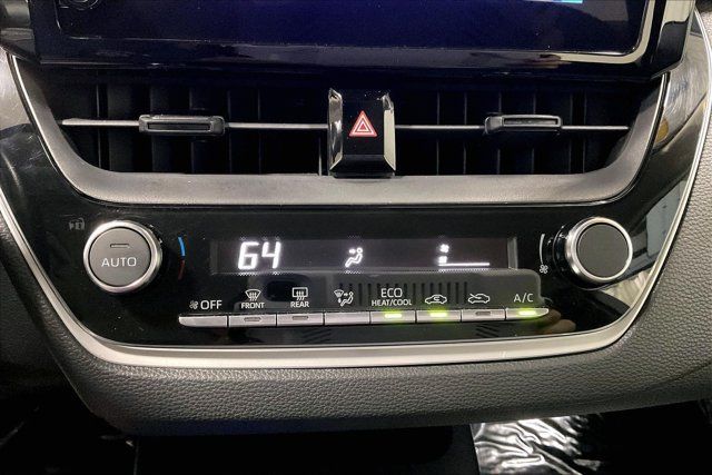 Used 2024 Toyota Corolla LE FWD image 34