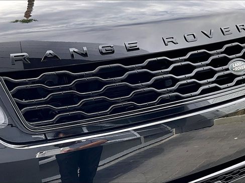 Used 2022 Land Rover Range Rover Sport HSE Silver Edition image 30