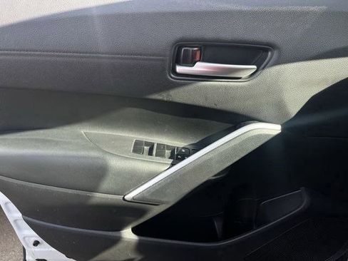 Used 2023 Toyota Corolla Cross XSE w/ Convenience Package image 22