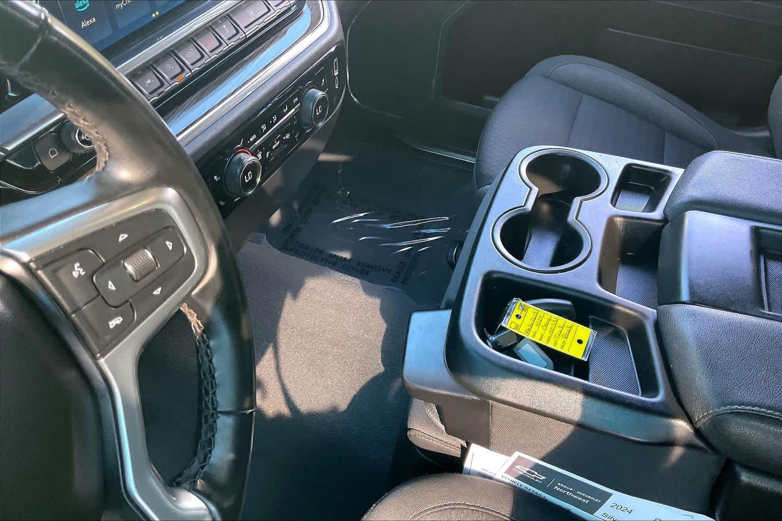 Used 2024 Chevrolet Silverado 1500 RST RWD image 16