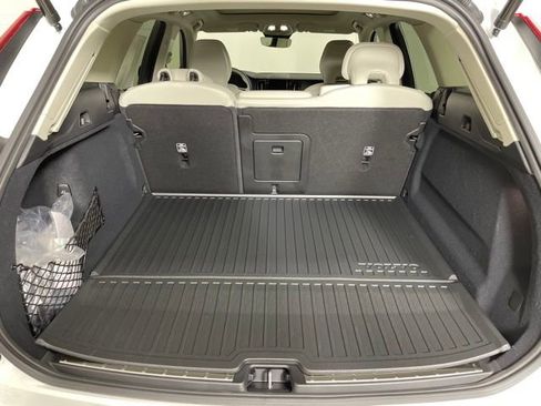 Used 2024 Volvo XC60 T8 Plus w/ Protection Package image 40