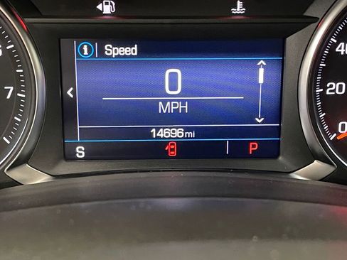 Certified 2023 GMC Terrain SLE w/ Driver Convenience Package image 3