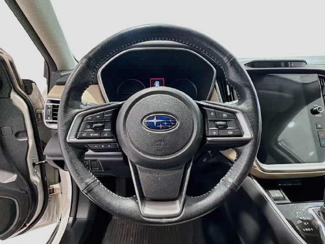 Used 2023 Subaru Outback Limited AWD/4WD image 9