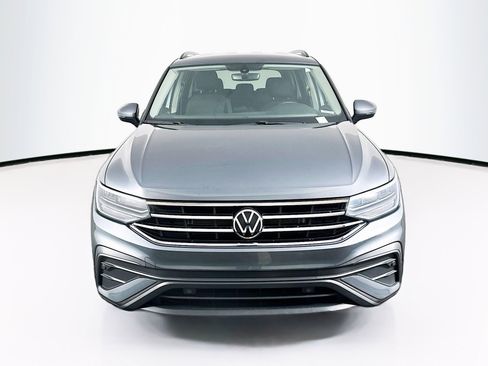 Used 2023 Volkswagen Tiguan S FWD image 2