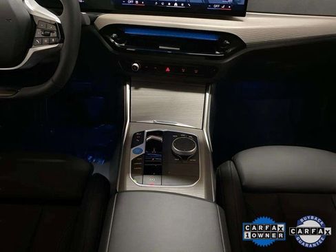 Used 2025 BMW i4 xDrive40i image 13