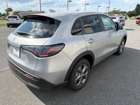 New 2027 Honda HR-V LX image 7