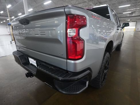 Used 2023 Chevrolet Silverado 1500 LT Trail Boss w/ Convenience Package II AWD/4WD image 4