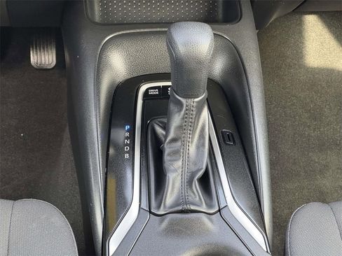 Used 2025 Toyota Corolla LE image 6