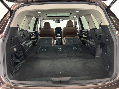 Used 2019 Subaru Ascent Touring AWD/4WD image 38