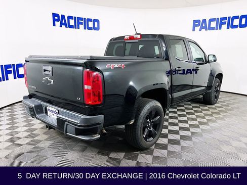 Used 2016 Chevrolet Colorado LT w/ Midnight Edition AWD/4WD image 8