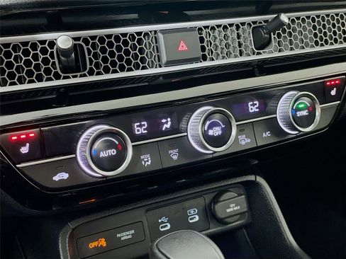 Certified 2025 Honda Civic Sport Touring image 21