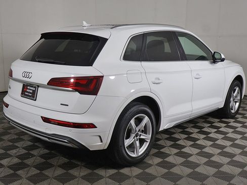 Used 2023 Audi Q5 2.0T Premium w/ Convenience Package AWD/4WD image 11